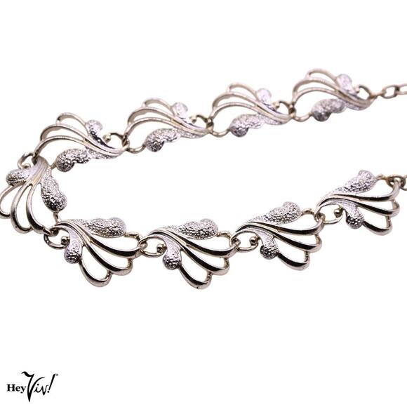 Vintage Sarah Coventry Necklace Signed Two Tone Choker 16 1/2" Long - Hey Viv - Picture 3 of 7